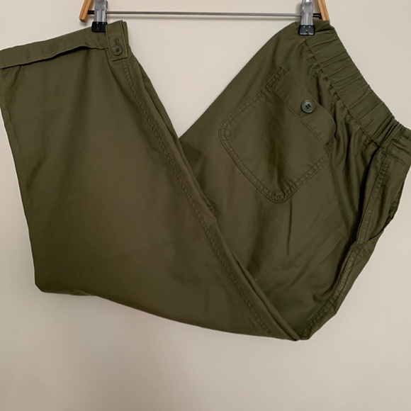 Talbots relaxed olive pants - Picture 2 of 3